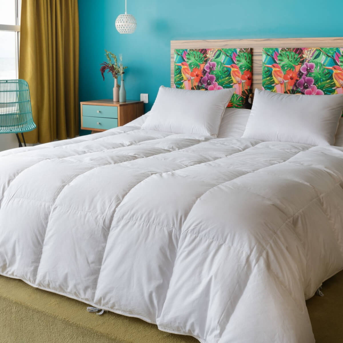 Couette 4 Saisons 240x260 Cm - 3 En 1 : été (200g/m²) + Mi-saison (300g/m²) = Hiver (500g/m²) - Enveloppe 100% Microfibre Douce